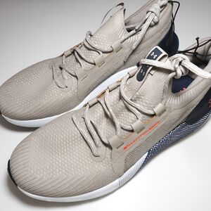 ✨New Under Armour HOVR PHANTOM 3 SE UA Beige White Men Sz 11 Raod Running Shoes!
